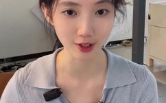 真实女人揄情揄拍视频